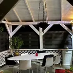 Apartment Tavirozsa *