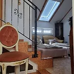 Tavirozsa *