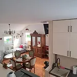 Tavirozsa Apartment