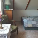 Apartment Tavirozsa