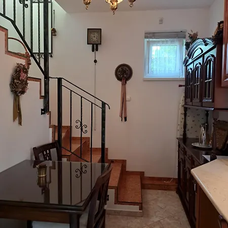 Tavirozsa Apartament