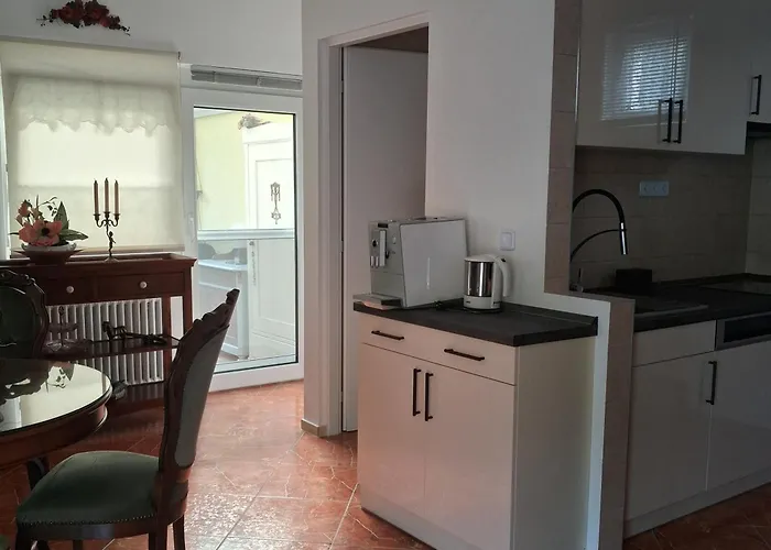 Tavirózsa Apartamento Balatonfůzfő